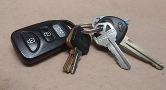 El Segundo, CA Car Key Replacement & Duplication Services - Cheapest Car  Keys!